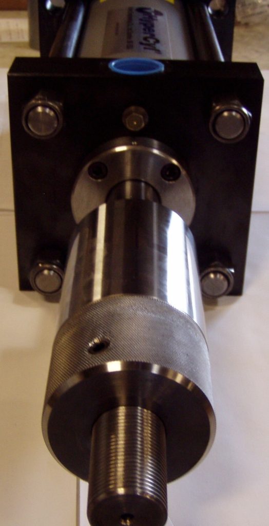 Low angle on HyperCyl cylinder